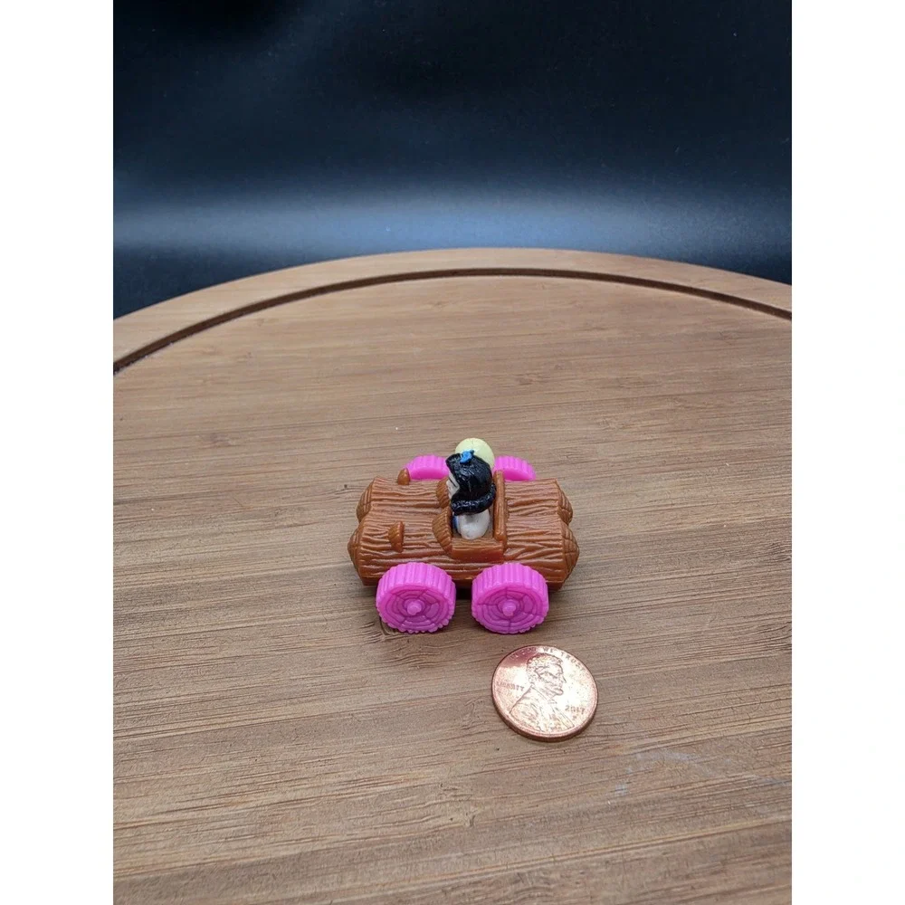 1993 The Flintstones Movie McDonald's Toy Betty & Bam Bam Car Collectible